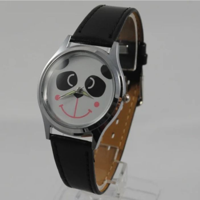 Zegarek na pasku czarny panda