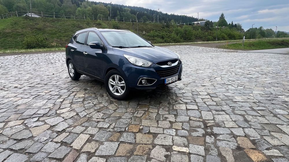 Hyundai ix35 Hyundai ix35 automat 2.0 crdi webasto 4x4 tempomat keyless go