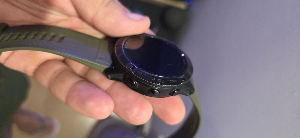 Vendo Garmin Fénix 6x pro sapphire.