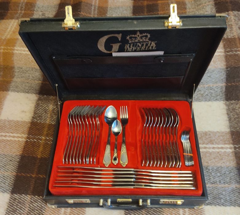 Столовый набор" GRUNDIK IMPERIAL"84"