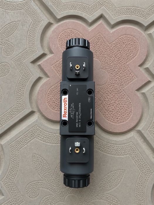 Гідророзподільник Bosch Rexroth WE6 24V R901138788