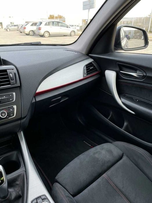 BMW 118D Versão SPORT com 143 cv de 2013