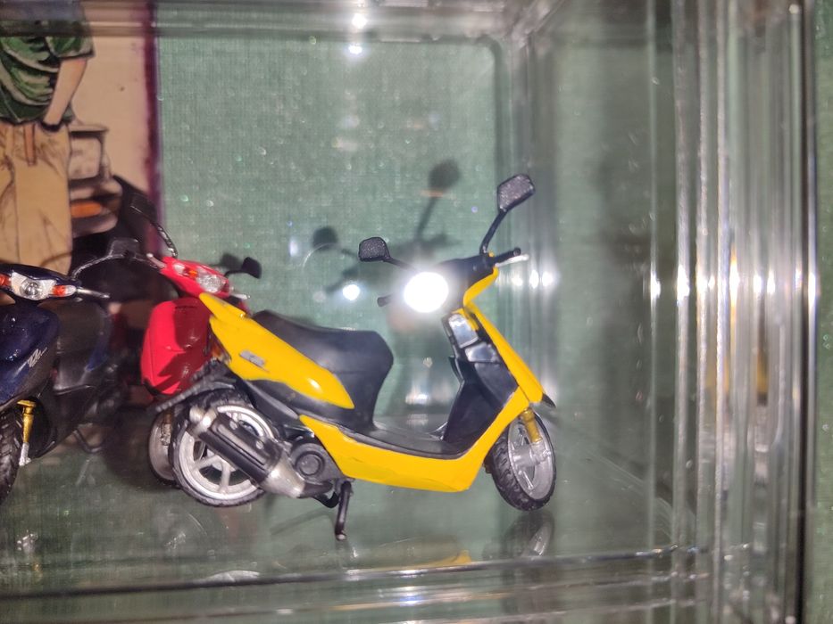 Продам іграшкові скутери