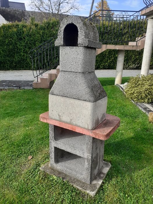 Gril betonowy  bardzo ładny