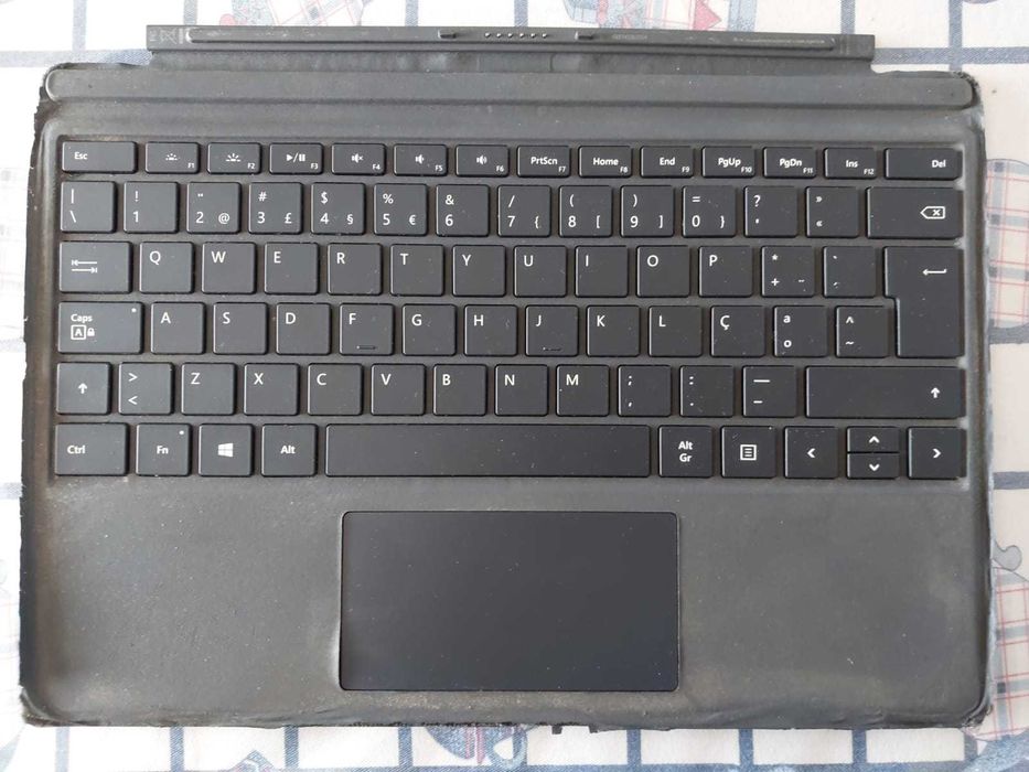 Teclados/Capas Microsoft Surface Pro (à escolha)