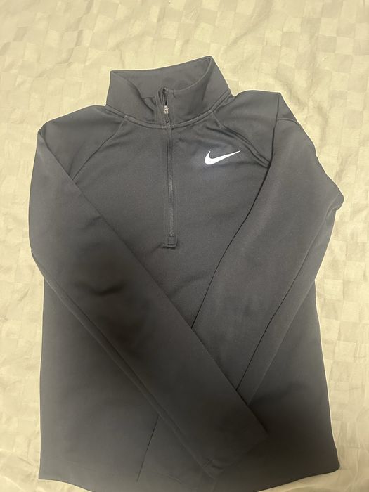 Лонгслів чорний  Nike