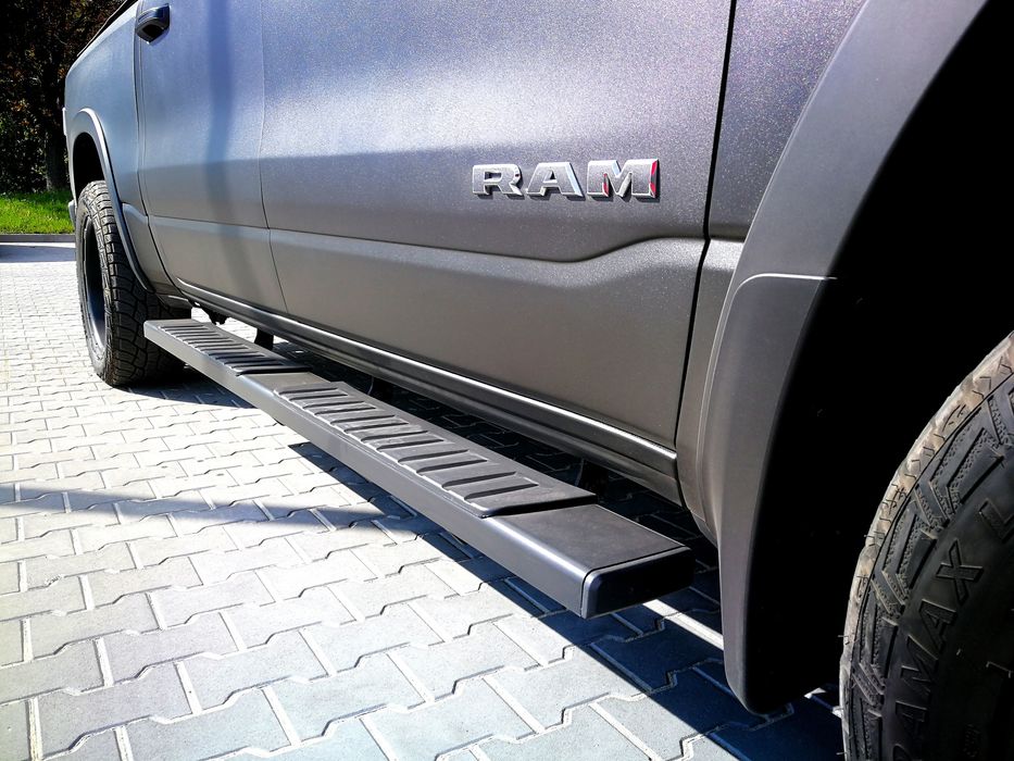 Кришка кузова Dodge Ram 14 18 19 бризговики накладка ролети на кузов