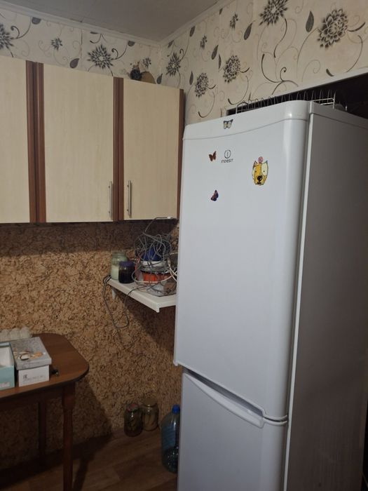 Кімната в гуртожитку вул. Довженка