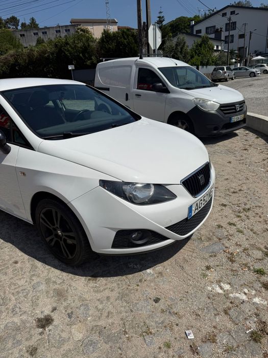 Vendo seat sj 1.2 2011