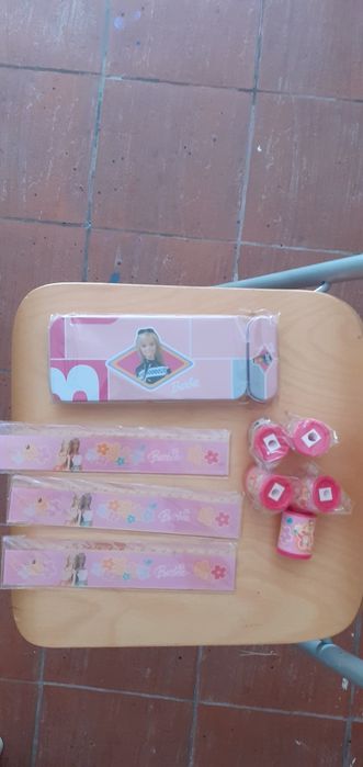 Material escolar diverso Novo