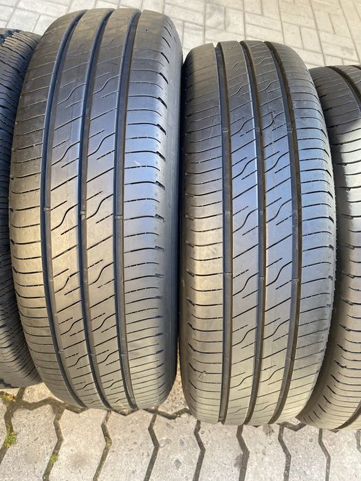 Шини 205 75R16C 113/111T Good Year EfficientGrip