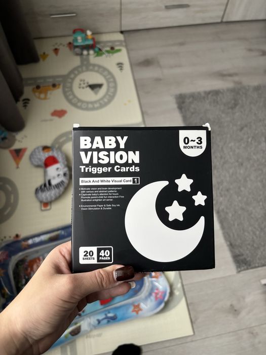 Чорно-білі картки для немовлят