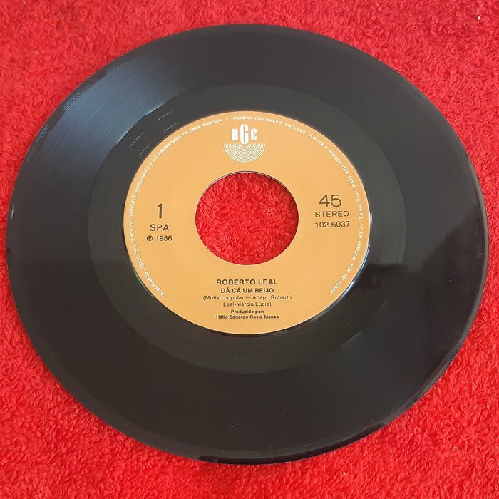 Disco Vinil Single Roberto Leal - Dá Cá um Beijo / Chora Carolina