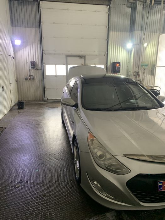 Продам Hyndai Sonata Hybrid 2014 Р