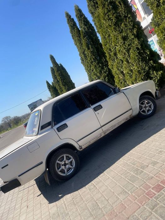 Продам титани з резиной