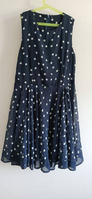 Sukienka w grochy granatowa XL