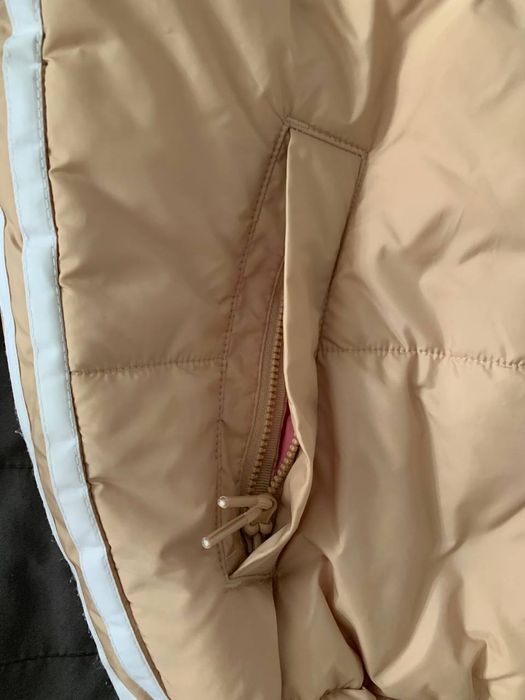 Демісезонна куртка Adidas (Short Puffer Jacket НM2614 Бежевий Loose Fit)