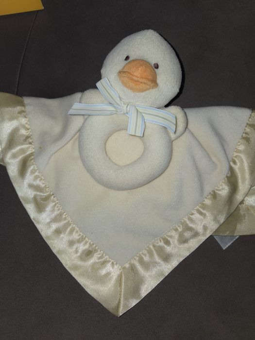 Комфортер іграшка для малюків з брязкальцем