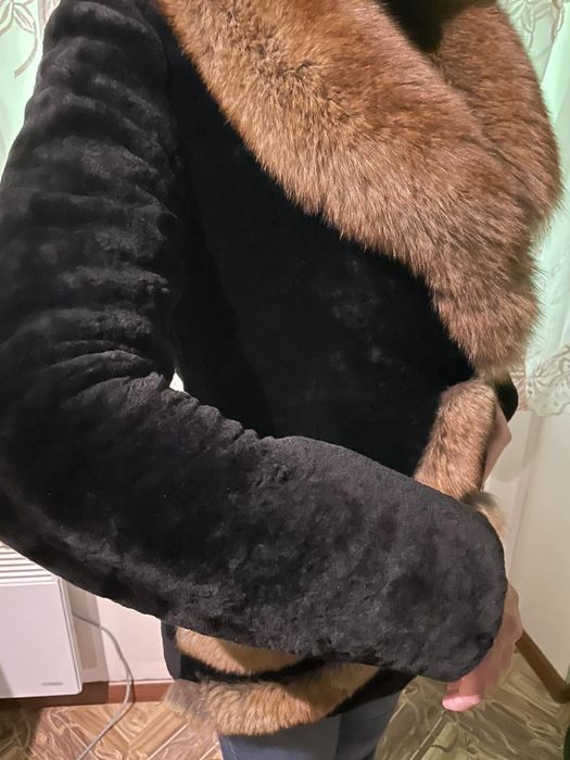 Натуральная шуба из мутона. Размер 44-46