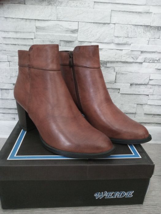 Nowe jesienne brązowe botki damskie rozmiar 40