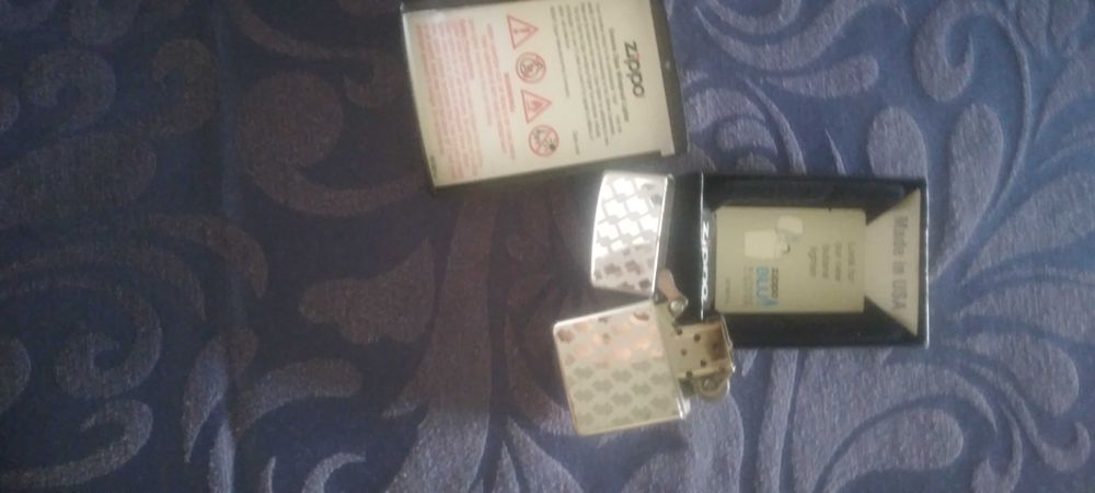 Isqueiro Zippo Prateado