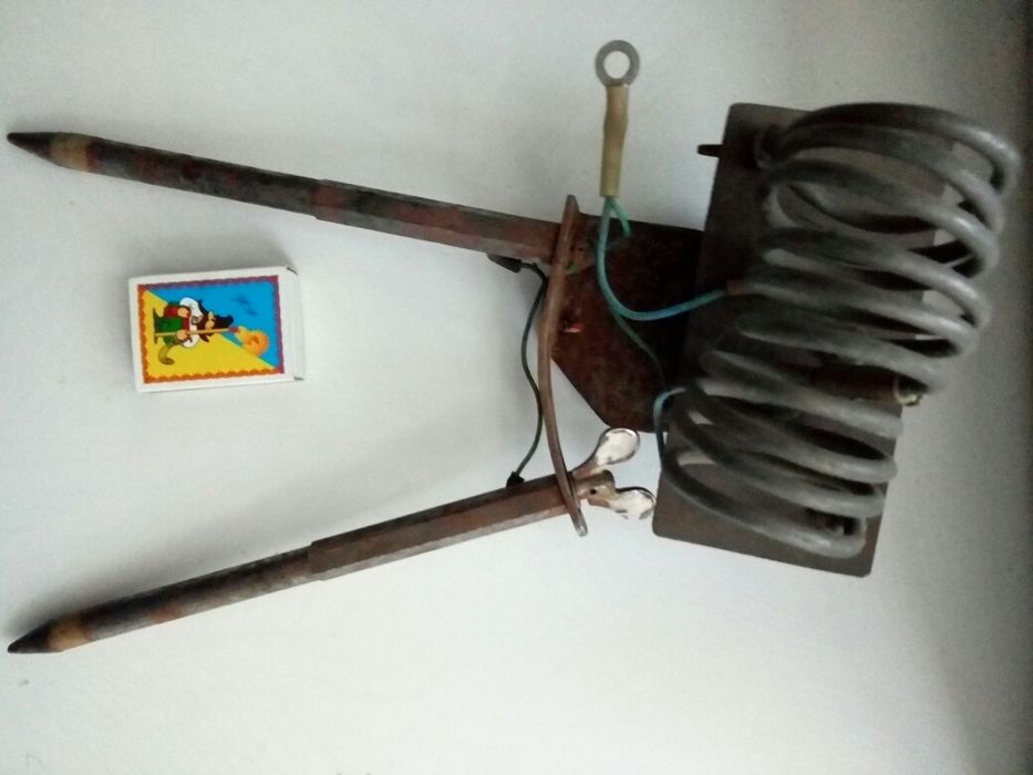 Нагрузочная вилка для аккумулятора