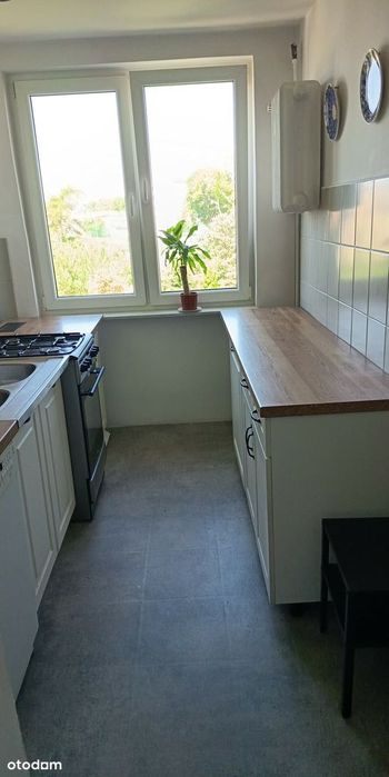 3 pokoje z balkonem i osobną kuchnią
