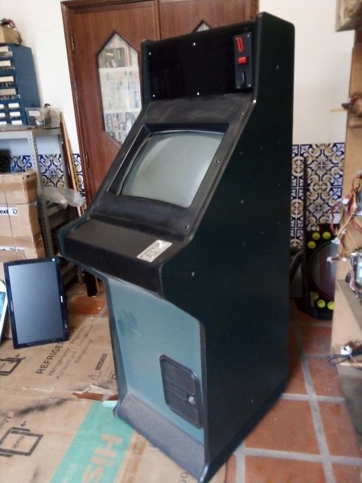 Máquina Diversão Mega Touch. Pronta a jogar