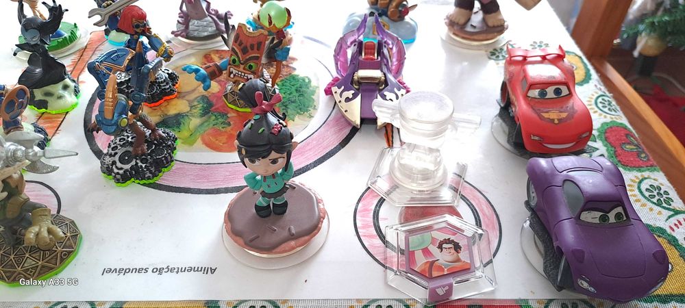 Skylanders Action Figures for PS3/PS464563985653251123