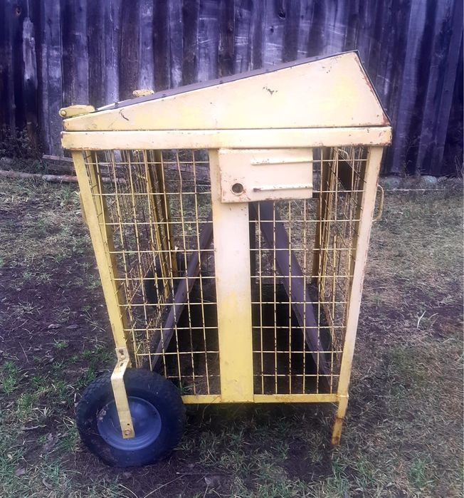 Mobilny paśnik dla koni