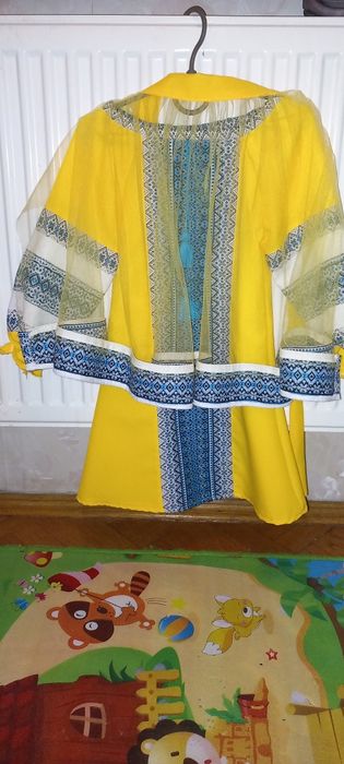 Продам дуже гарну сукню вишиванку