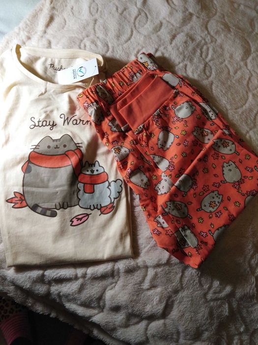 Piżama damska na licencji Pusheen w rozm L