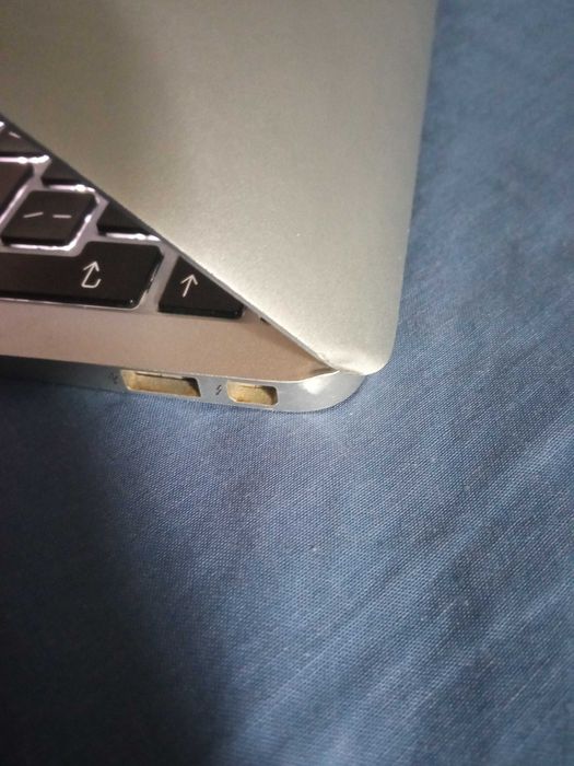 MacBook Air 2012 11'