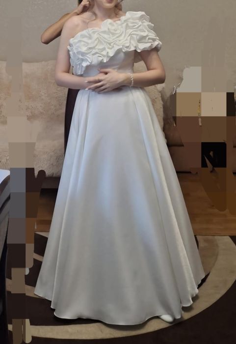 Suknia ślubna gładka 40 42 44