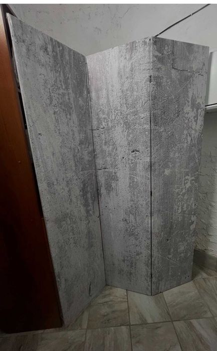 Ширма, 3 секції, стан ідеальний. бетон