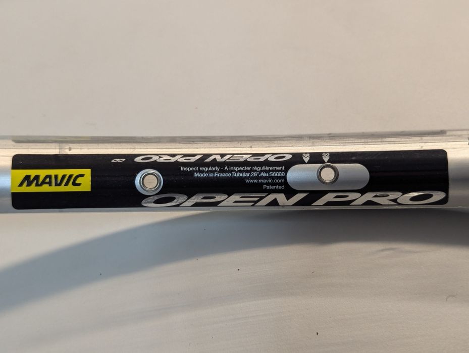 Kpl. Obręcz mavic open pro 622 x 15 szytka 32H VB ( 2szt. )