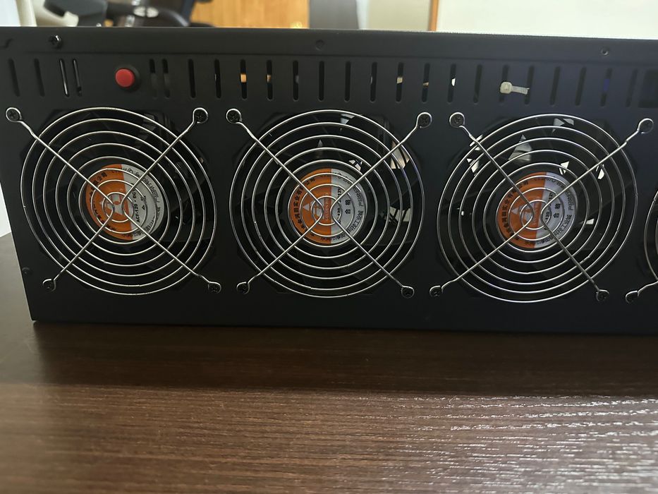Rig de Mineração para 8 GPU