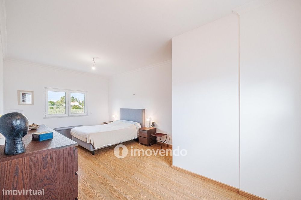 Moradia T4 incrível, com terreno de 4.200m², no Rebocho, Coruche