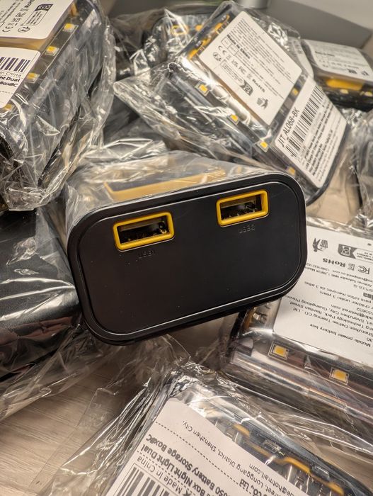 Корпус (Кейс) Павербанк + Ліхтарик Power Bank DIY 3х18650 Type-C (10W)