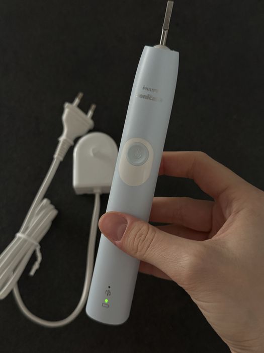 Електрична зубна щітка Philips Sonicare