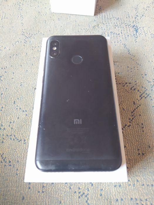 Xiaomi mi A2 lite 3/32
