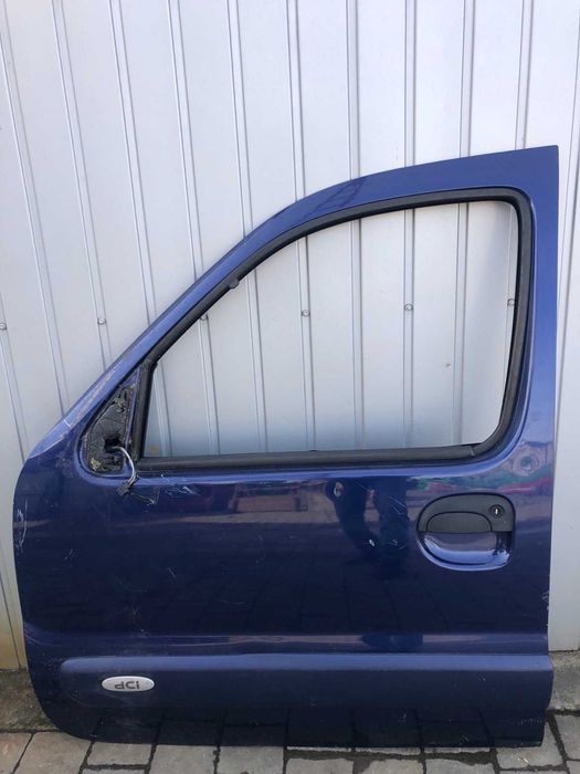 Рзборка  Рено Кенго 2005 року/двері ,карти дверей,пластик салону.