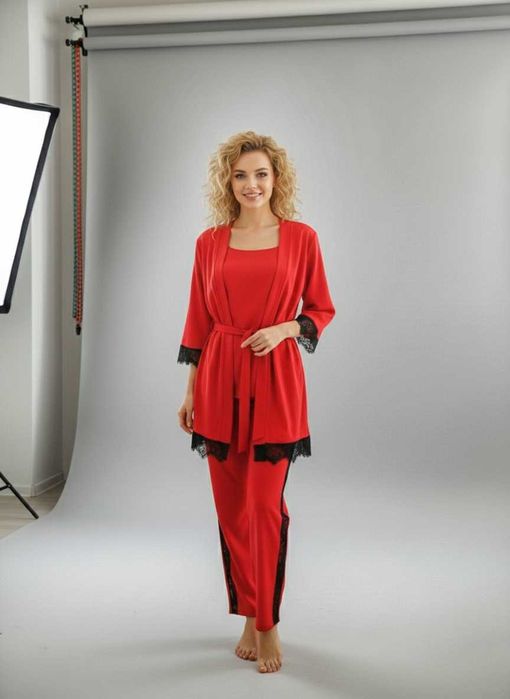 Жіночий набір три в одному