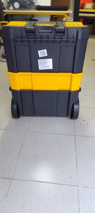 Trolley Stanley com 3 divisórias novo