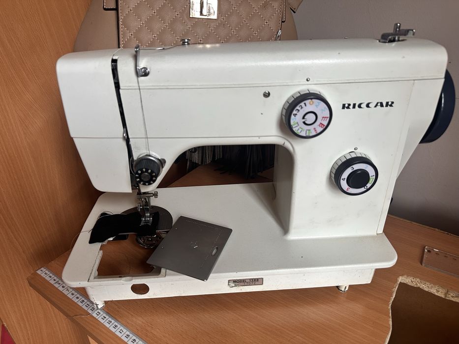 Maquina de costura