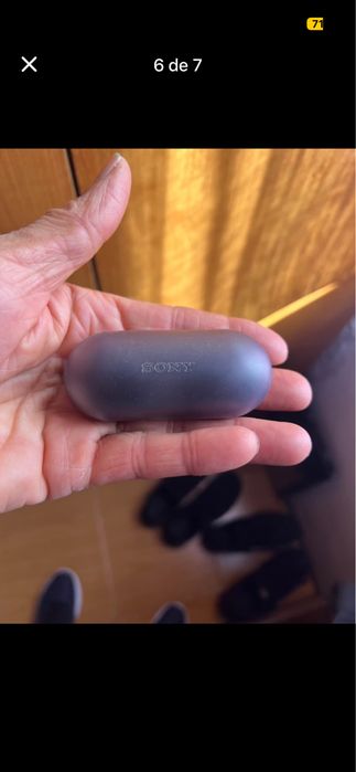 Vendo relogios e auriculares