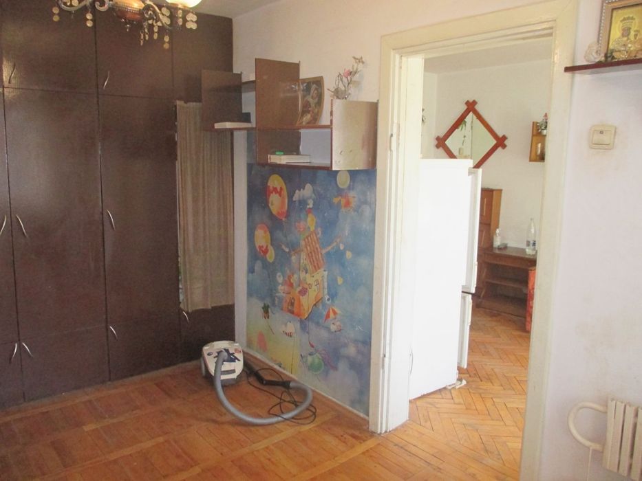 Оренда 2 кімнати в гуртожитку.