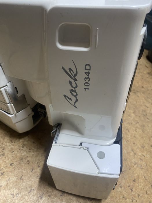 Оверлок brother 1034D