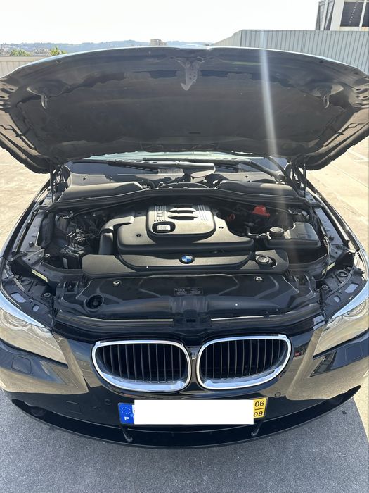 BMW 520d Touring E61 2006 | Caixa Automática | Muito Estimada