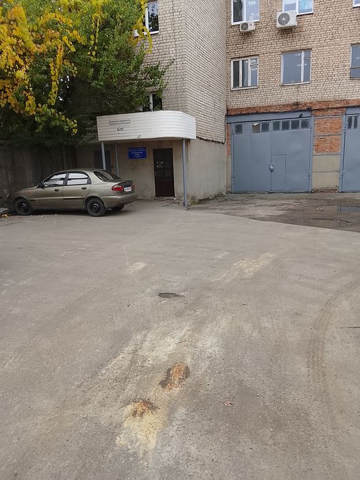 Продам сдам  гараж в кооперативе